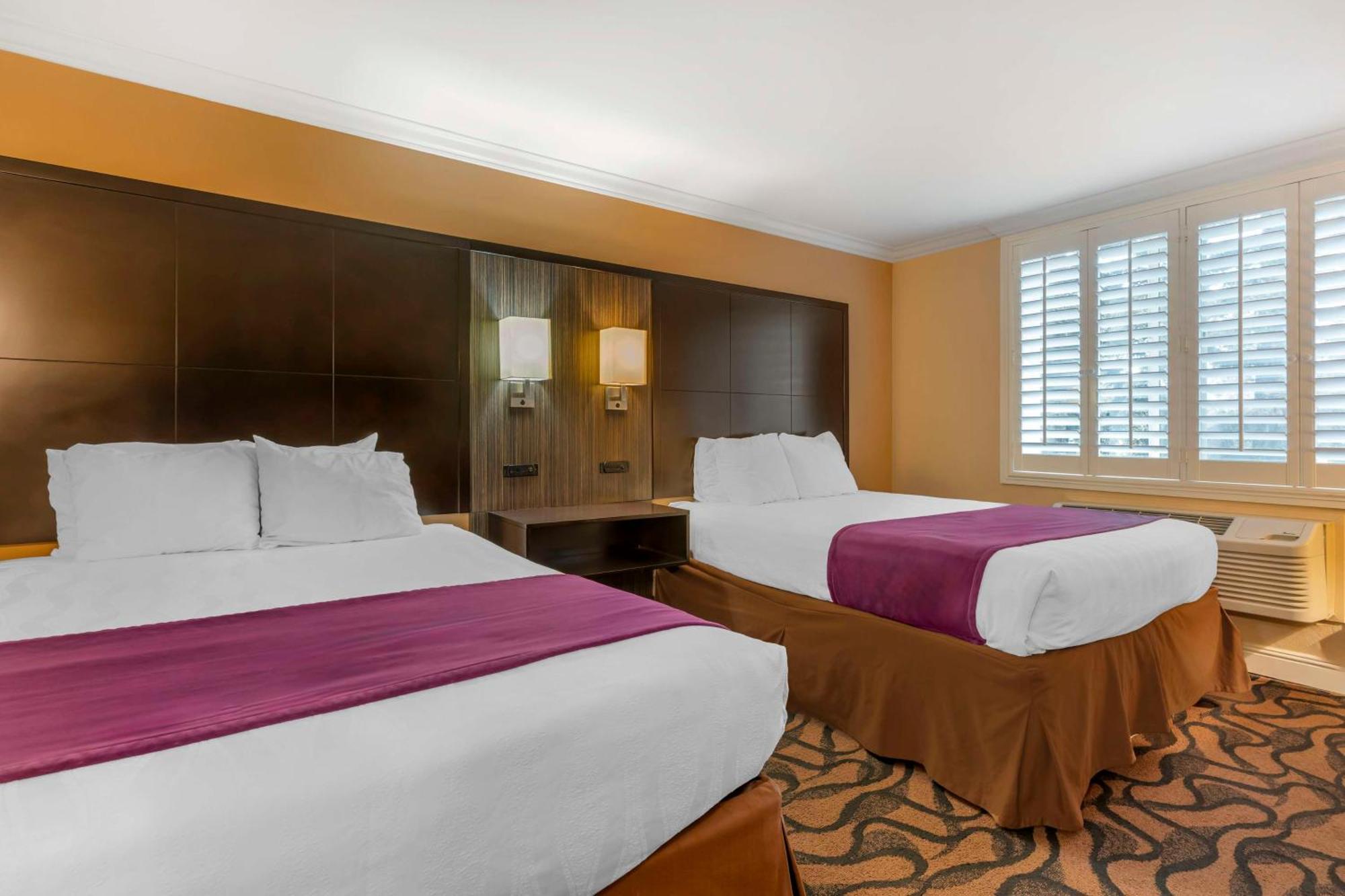 Best Western Plus Airport Plaza San Jose Bagian luar foto