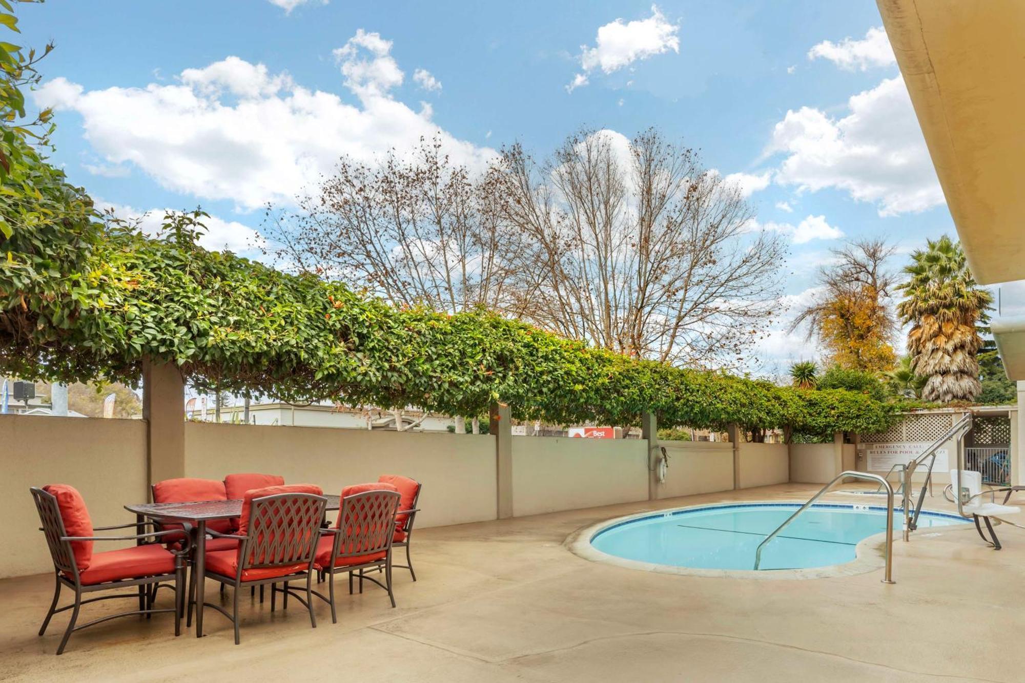 Best Western Plus Airport Plaza San Jose Bagian luar foto