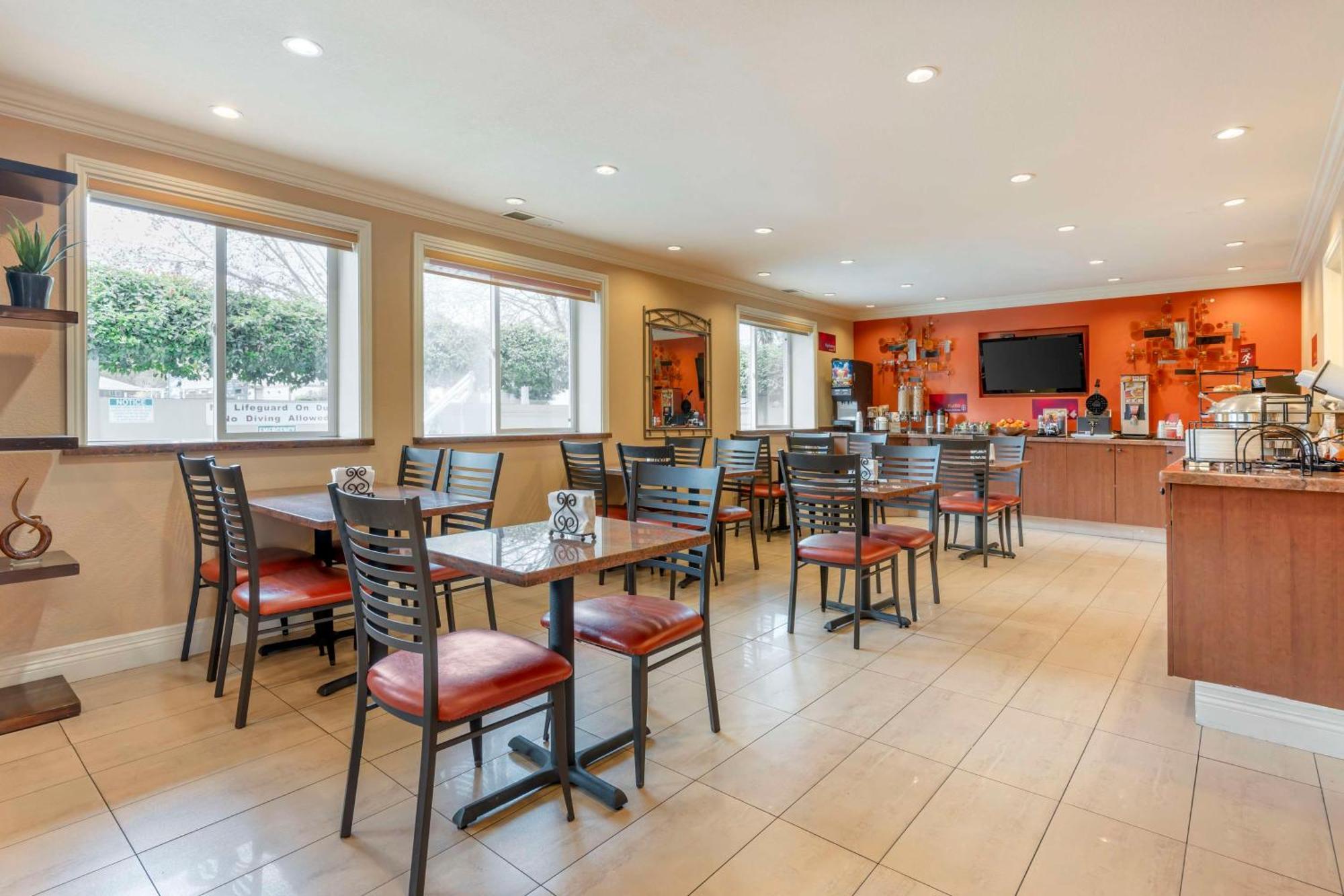 Best Western Plus Airport Plaza San Jose Bagian luar foto