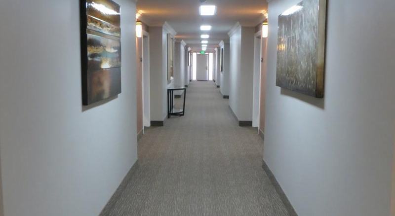 Best Western Plus Airport Plaza San Jose Bagian luar foto