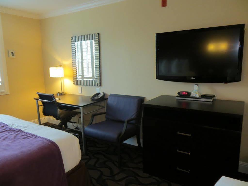 Best Western Plus Airport Plaza San Jose Bagian luar foto
