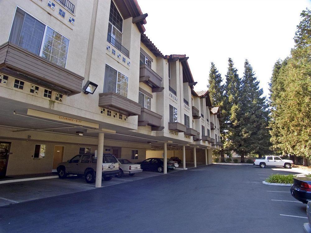Best Western Plus Airport Plaza San Jose Bagian luar foto